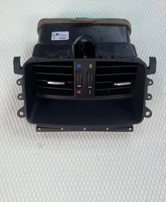 BMW 3 E92 E93 Rear air vent grill 7129556 64227129556