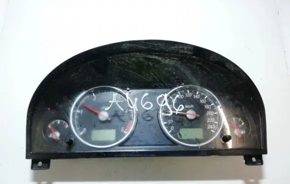 Ford Mondeo Mk III Speedometer (instrument cluster) 1s7f10841GE 1s7f10849ge