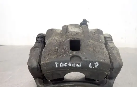 Hyundai Tucson JM Front brake caliper