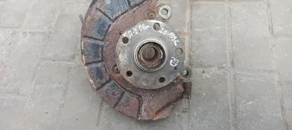 Audi A3 S3 A3 Sportback 8P Front wheel hub
