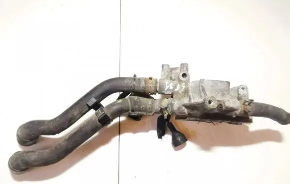 Toyota Avensis T250 Engine coolant pipe/hose