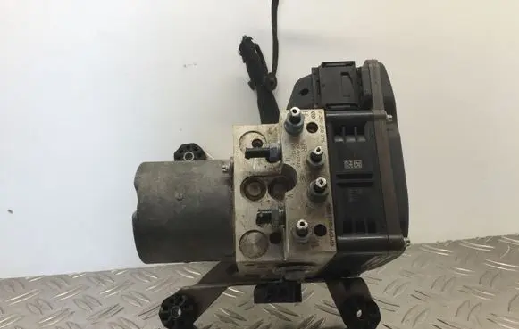 BMW 5 F10 F11 ABS Pump 6799515 6799517 0265960375