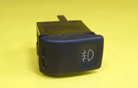 Fog light switch