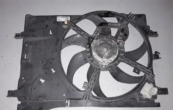 Fiat Punto (199) Radiator cooling fan shroud 51878035