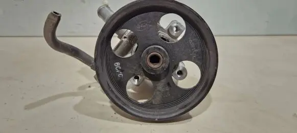 Opel Insignia A Power steering pump 13309336