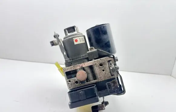 Toyota Prius (XW20) ABS Pump 4451047050 QJ102337