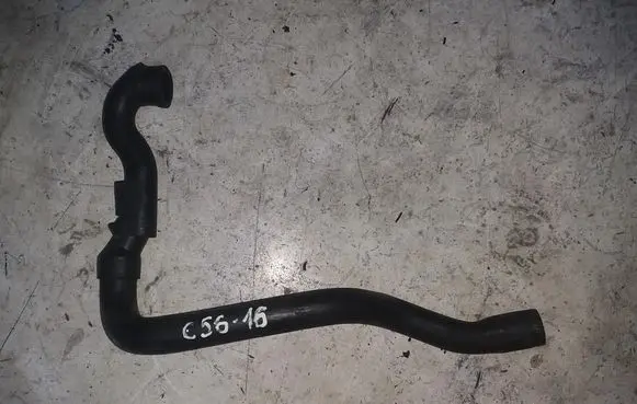 Volvo S60 Breather/breather pipe/hose 8670008
