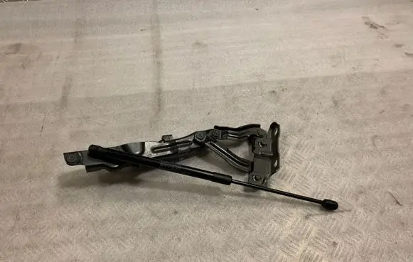 Volvo S90, V90 Engine bonnet/hood hinges 31651860