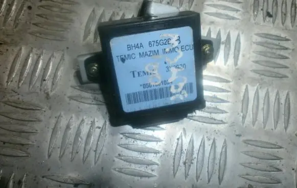 Mazda 323 F Immobilizer control unit/module BH4A675G2B 3x980