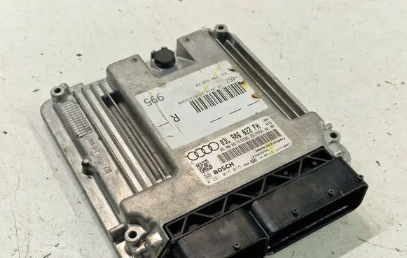 Audi A6 S6 C6 4F Engine control unit/module 03L906022FH 0281015015