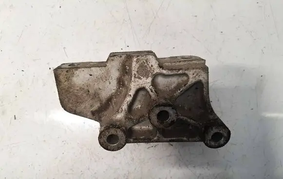 Chrysler Voyager Engine mounting bracket 90542119F