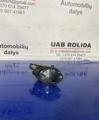Volkswagen PASSAT B6 Front fog light 3C0941700B