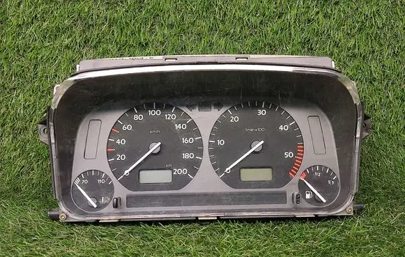 Volkswagen Golf III Speedometer (instrument cluster) 1H0919864K