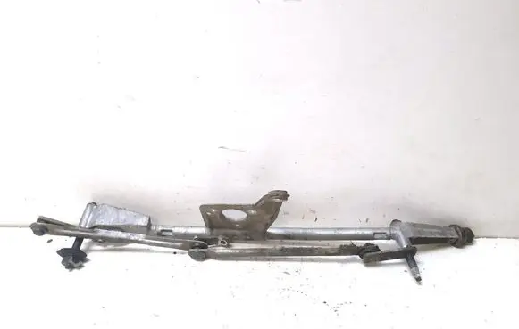 Volvo XC70 Front wiper linkage 30753069