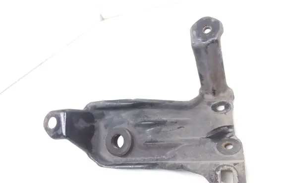 Honda CR-V Radiator mount bracket
