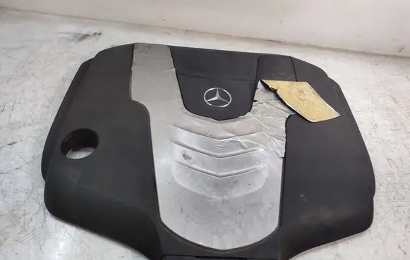 Mercedes-Benz S W222 Engine cover (trim) 
