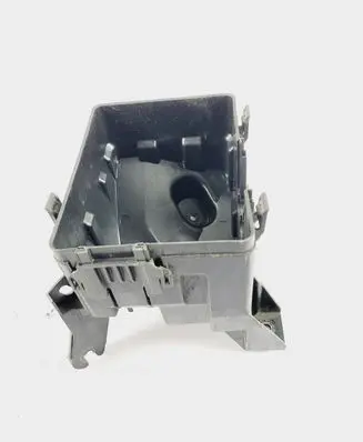 Nissan Pathfinder R52 Fuse box cover