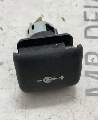 BMW X5 E70 12 V Socket (rear) 6904008