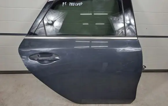 KIA Pro Cee'd III Rear door