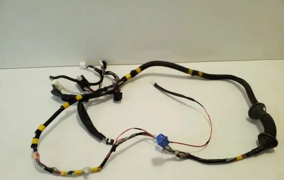 Lexus RX 330 - 350 - 400H Front door wiring loom 8215148220