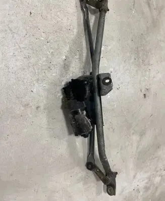 Audi A4 S4 B5 8D Front wiper linkage and motor 8D1955605