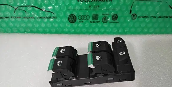 Audi Q7 4M Quarter vent window switch 4M0959851C