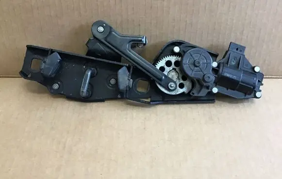 Land Rover Range Rover Sport L320 Tailgate/trunk/boot lift motor OEM