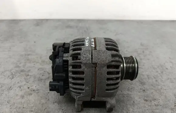 Skoda Octavia Mk2 (1Z) Generator/alternator 