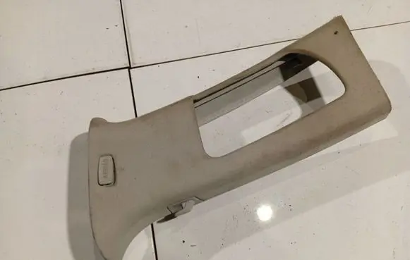 Skoda Octavia Mk2 (1Z) (B) pillar trim (top) 1Z0867285M