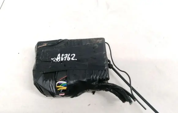 Subaru Forester SF Alarm control unit/module 