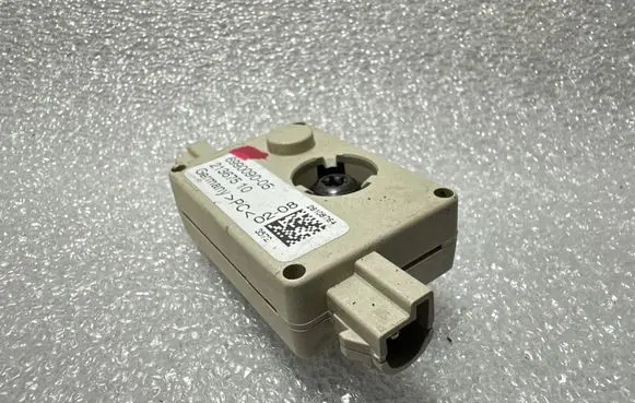 Mini One - Cooper Coupe R56 Aerial antenna amplifier 28108764 6990090 21367510