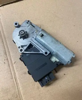 BMW X5 E53 Folding roof motor 676183814809 115852