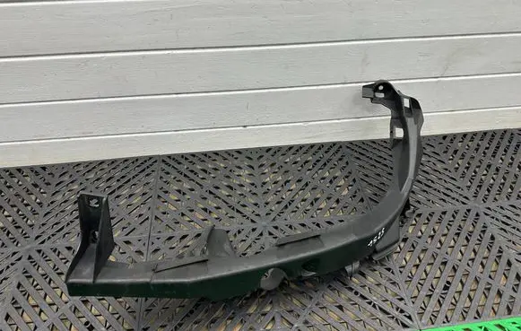BMW 3 E90 E91 Headlight/headlamp mounting bracket 51117116707 22944911