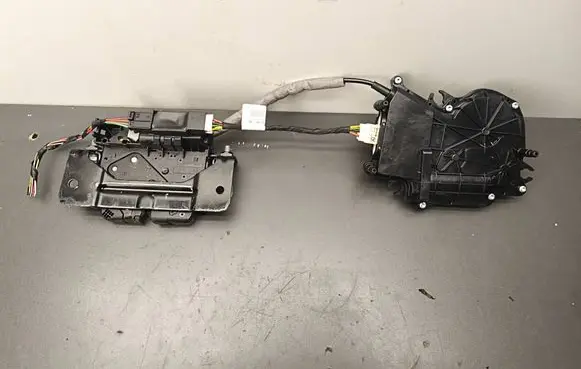 BMW 5 F10 F11 Tailgate/trunk/boot lock/catch/latch 912935105 16367210 5124726954