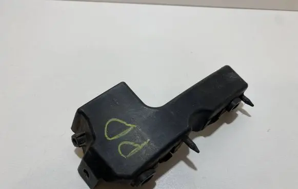 Audi A4 S4 B7 8E 8H Fender mounting bracket 8E0807284E