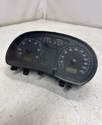 Volkswagen Polo Speedometer (instrument cluster) 6Q0920800P