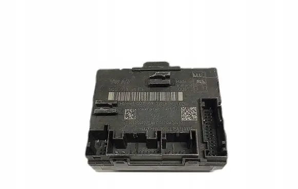 Volkswagen PASSAT B8 Door control unit/module 5Q0959393E