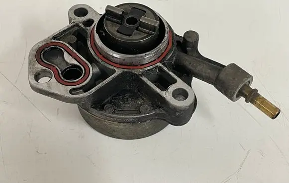 Citroen C8 Vacuum pump 9631971580