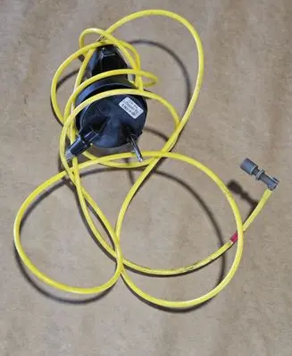 Mercedes-Benz SL R230 Fuel tank cap lock motor A2308000275 2308000275 2308001615