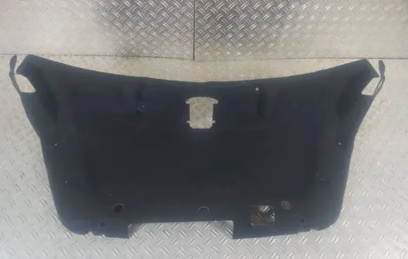 Mercedes-Benz C W204 Tailgate/boot lid cover trim A2046940525