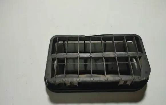 Land Rover Freelander Air intake duct part 