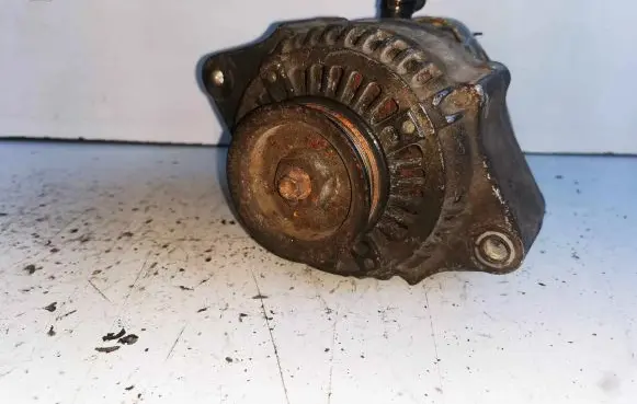 Honda CR-V Generator/alternator 102211-1780 CJV78