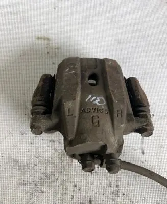 Toyota Prius (XW20) Front brake caliper