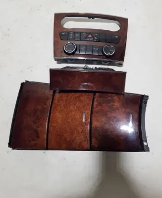 Mercedes-Benz GL X164 Glove box central console A1648100030GGG A1648100030 A1646800814