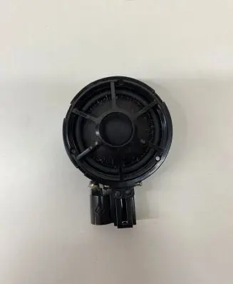 Audi Q3 8U Front door speaker 8X0035399C
