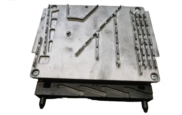 Volvo S60 Engine control unit/module 30646978A 0281011441 039S04101
