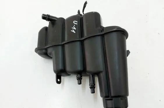 BMW iX1 Coolant expansion tank/reservoir 8476673