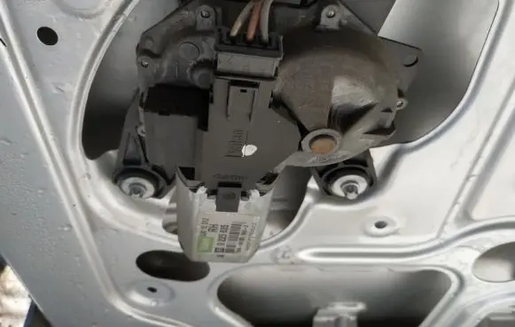 Opel Combo C Rear window wiper motor 9225635 53015012