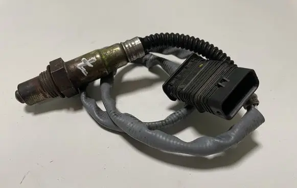 BMW 7 F01 F02 F03 F04 Lambda probe sensor 7589475
