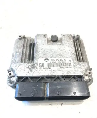 Skoda Fabia Mk2 (5J) Engine control unit/module 03G906013M 0281013442 038906013